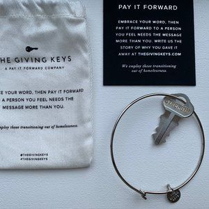 The Giving Keys bracelet- Strength